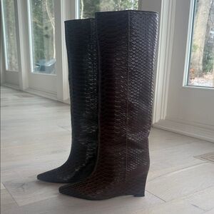Cynthia Rowley Brown Embossed Leather Wedge Heel Boots SZ 8